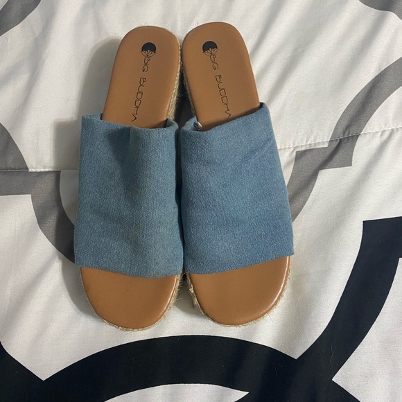 Platform sandals - Picture 2 of 4